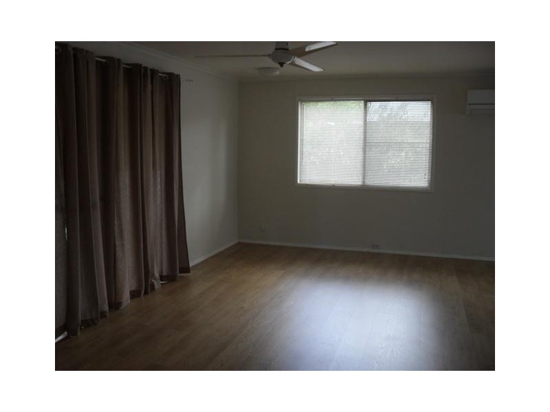 39 Western Road, Macleay Island QLD 4184