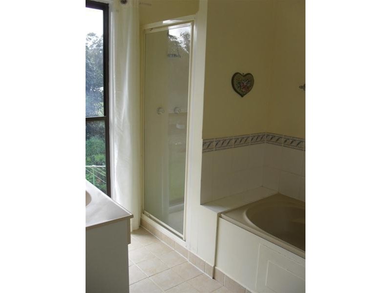 39 Western Road, Macleay Island QLD 4184