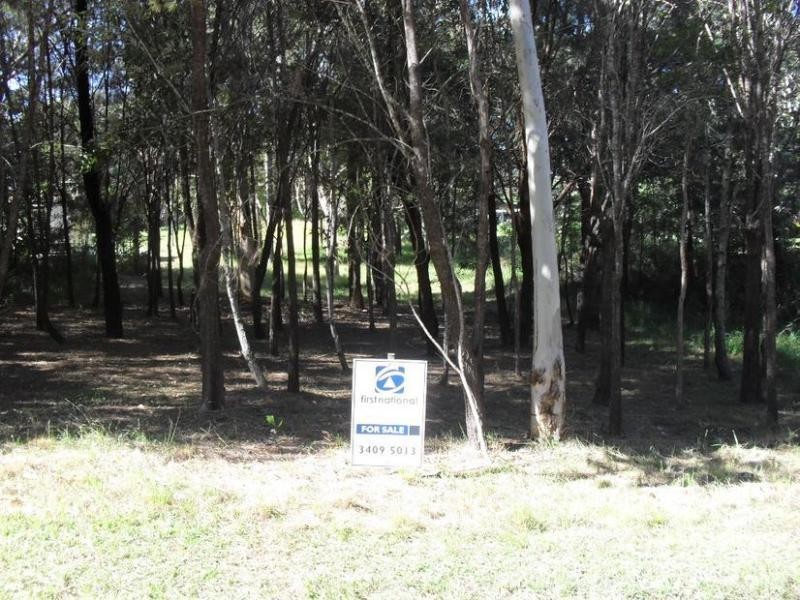 86 High Central Road, Macleay Island QLD 4184