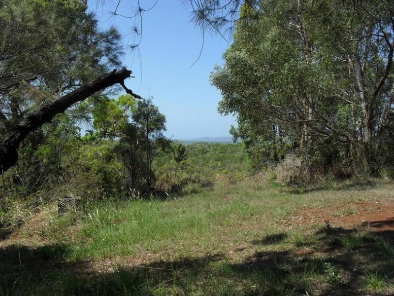 1 Causeway Drive, Macleay Island QLD 4184