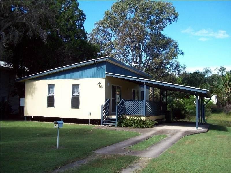39-41 Charles Terrace, Macleay Island QLD 4184