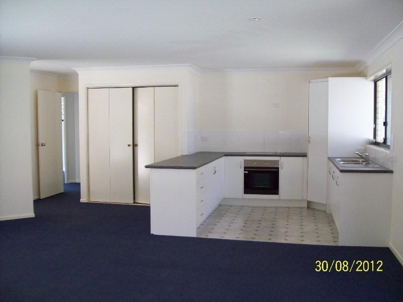 10 Pecan Street, Macleay Island QLD 4184