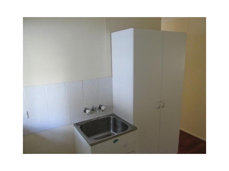 30 Scarborough Terrace, Macleay Island QLD 4184