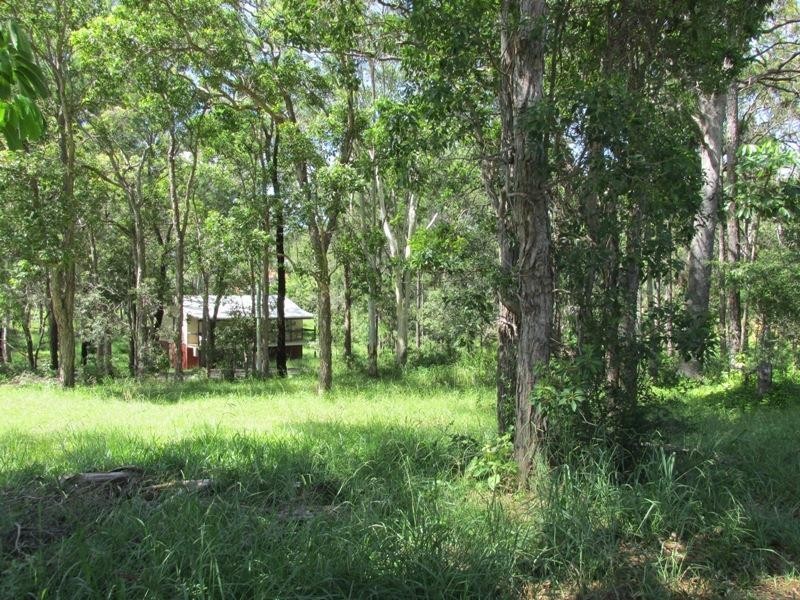 11 Nectar Street, Lamb Island QLD 4184