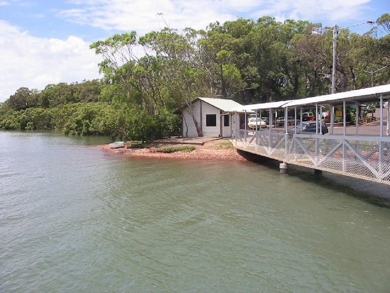 11 Nectar Street, Lamb Island QLD 4184