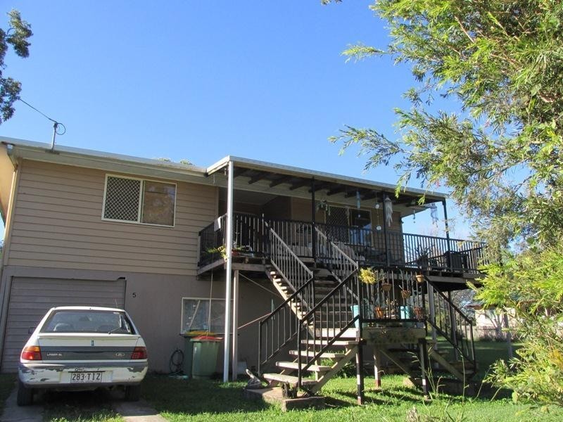 5 Deviot Street, Macleay Island QLD 4184