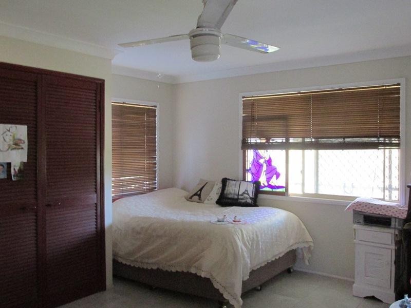 5 Deviot Street, Macleay Island QLD 4184