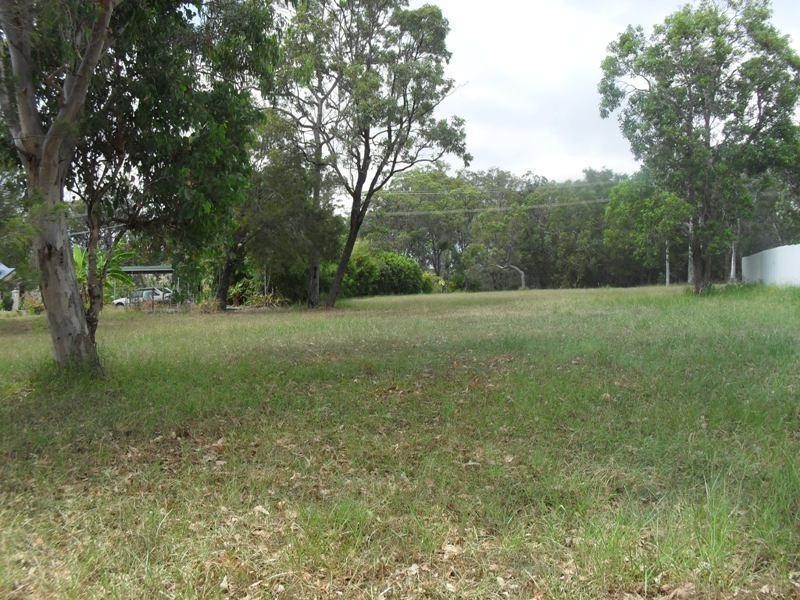 38 Francis Road, Macleay Island QLD 4184