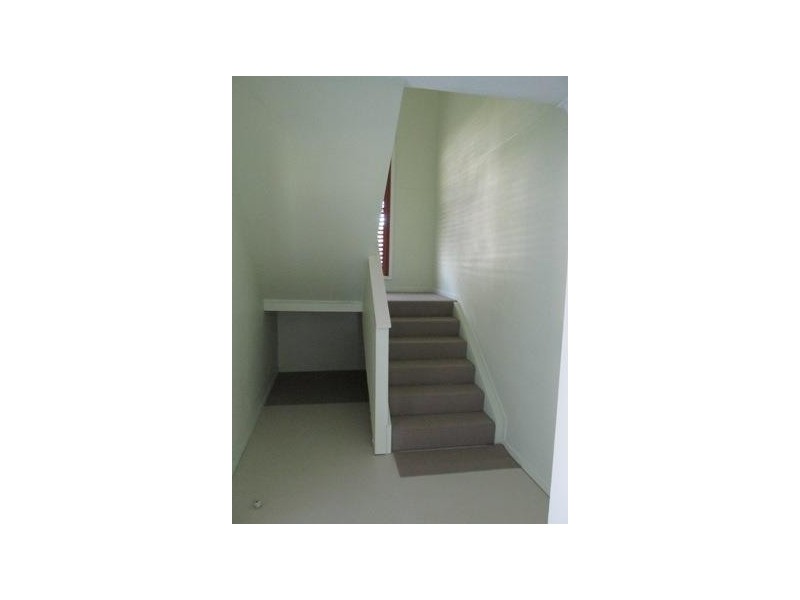 3 Attunga Street, Macleay Island QLD 4184