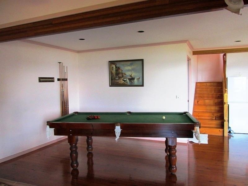 10 Koonwarra Parade, Macleay Island QLD 4184