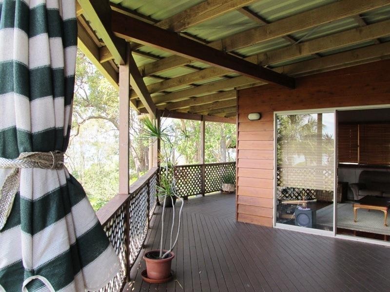 10 Koonwarra Parade, Macleay Island QLD 4184