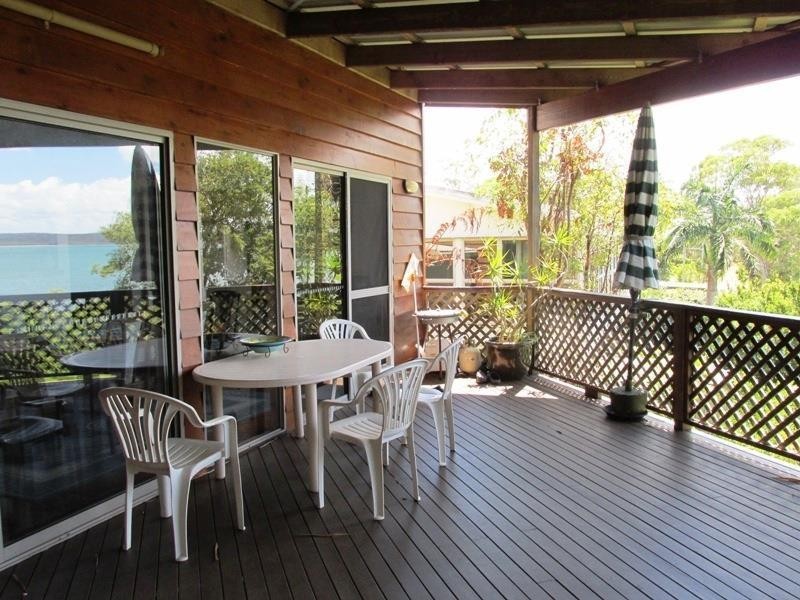 10 Koonwarra Parade, Macleay Island QLD 4184