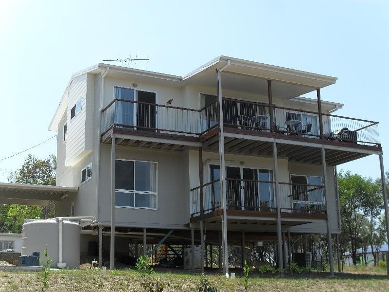 50 Eastbourne Terrace, Macleay Island QLD 4184