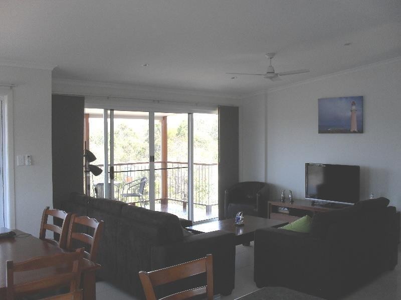 50 Eastbourne Terrace, Macleay Island QLD 4184