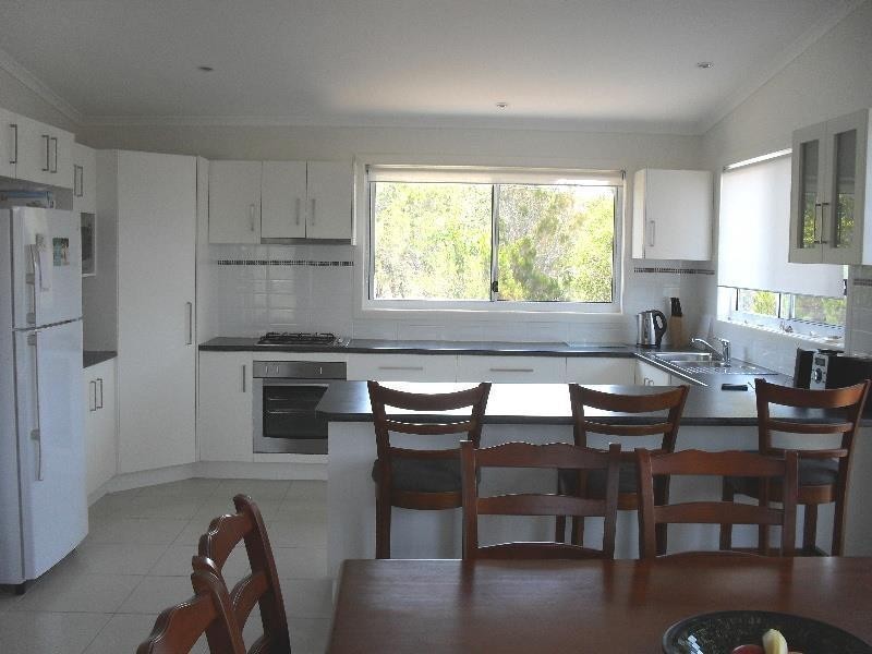 50 Eastbourne Terrace, Macleay Island QLD 4184