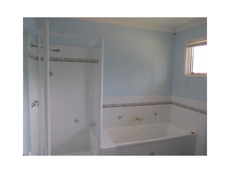 13 Benowa Street, Macleay Island QLD 4184