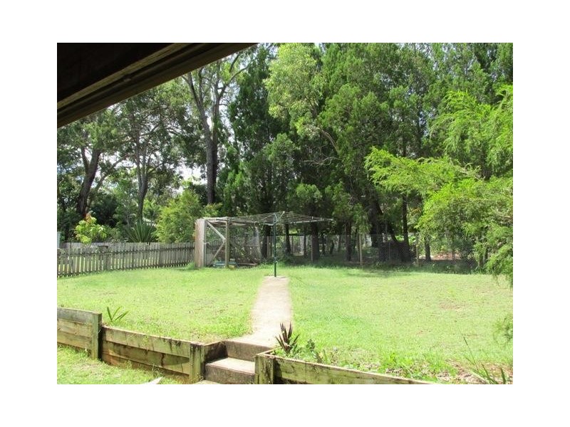 13 Benowa Street, Macleay Island QLD 4184