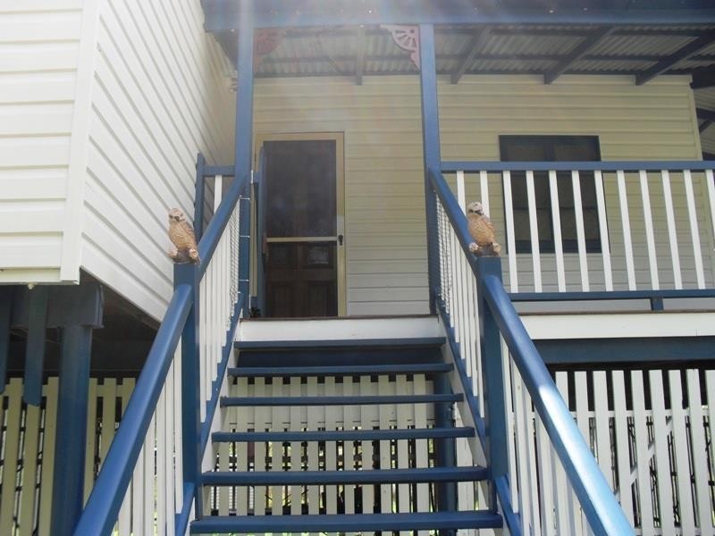 48 CHARLES Terrace, Macleay Island QLD 4184