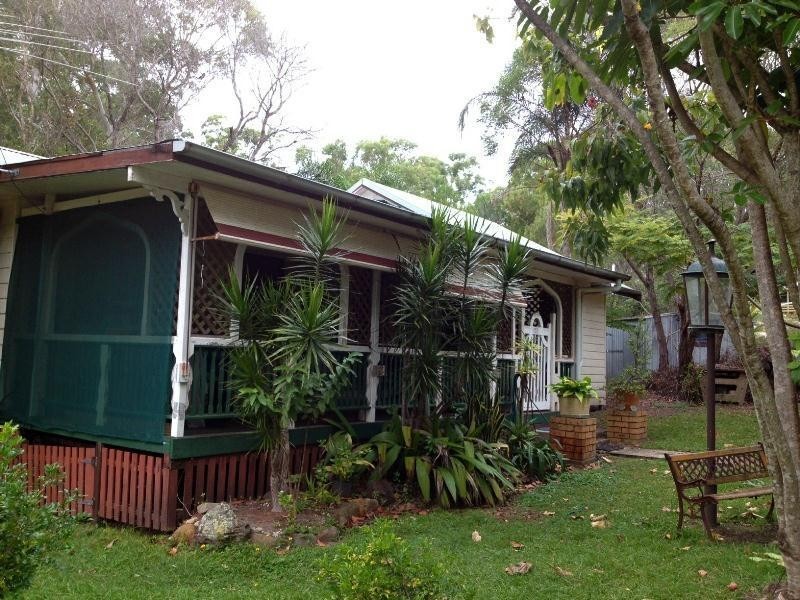 29 Dalpura Street, Macleay Island QLD 4184