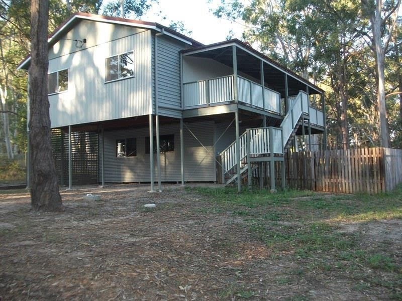 10 Brolga Street, Macleay Island QLD 4184