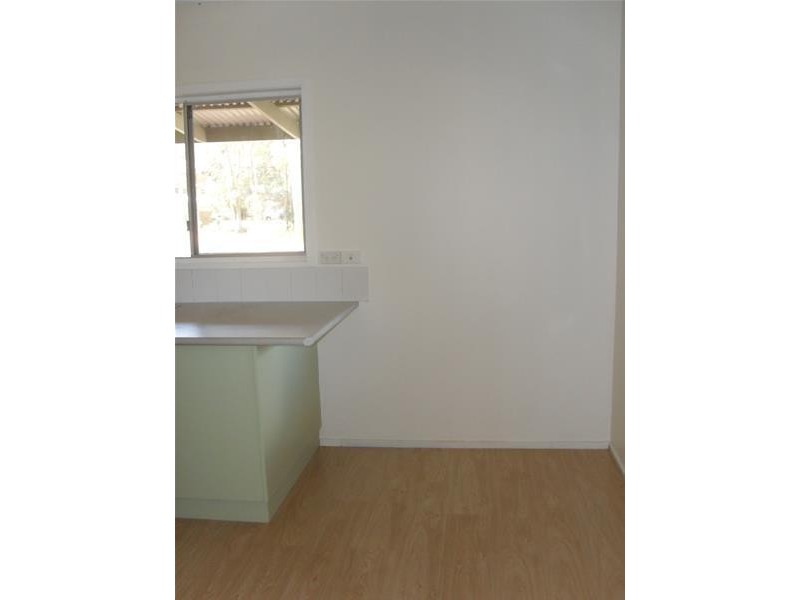 10 Brolga Street, Macleay Island QLD 4184