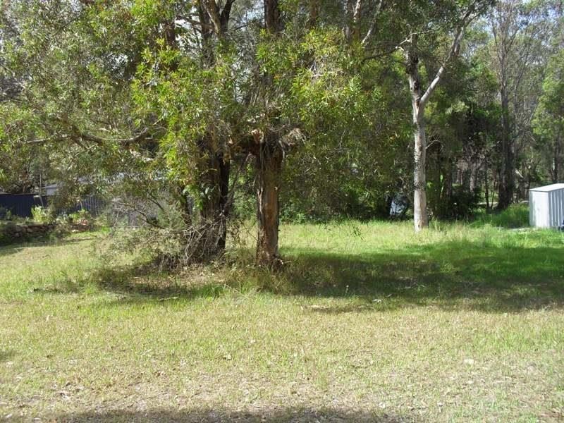 20 Panaroo Street, Macleay Island QLD 4184