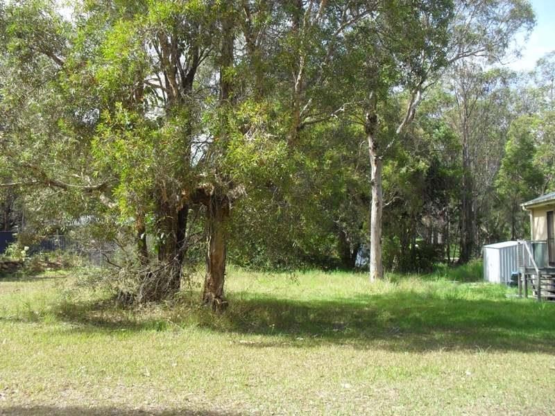 20 Panaroo Street, Macleay Island QLD 4184