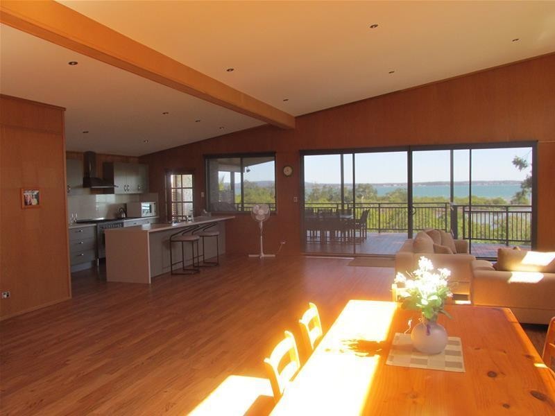 85 Coondooroopa Drive, Macleay Island QLD 4184