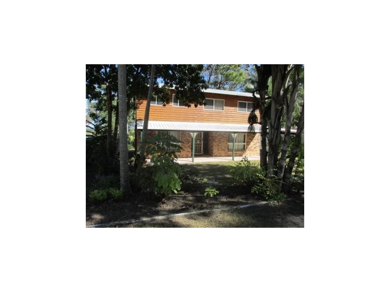 11 Piccaninny Street, Macleay Island QLD 4184