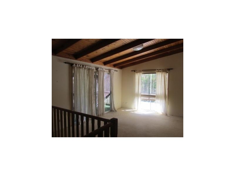 11 Piccaninny Street, Macleay Island QLD 4184