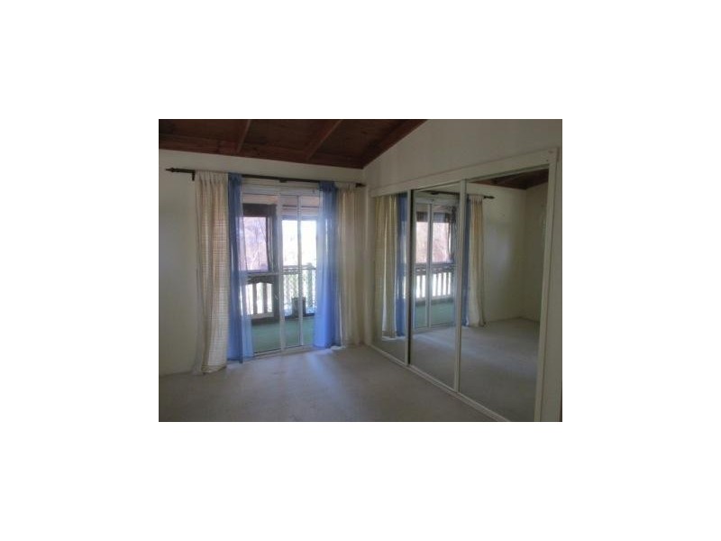 11 Piccaninny Street, Macleay Island QLD 4184