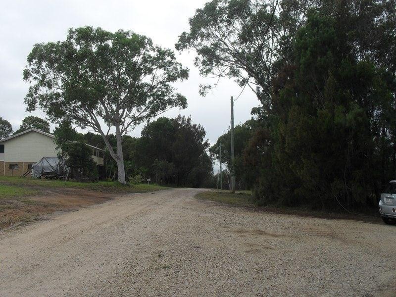 14 Matthew Street, Macleay Island QLD 4184