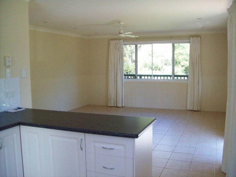 14 Mawson Street, Macleay Island QLD 4184