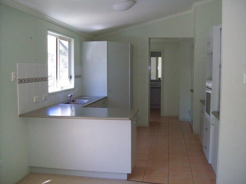 26 Alexander Street, Macleay Island QLD 4184