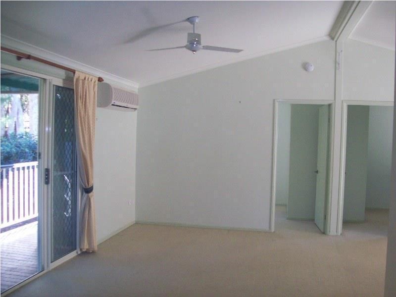 26 Alexander Street, Macleay Island QLD 4184