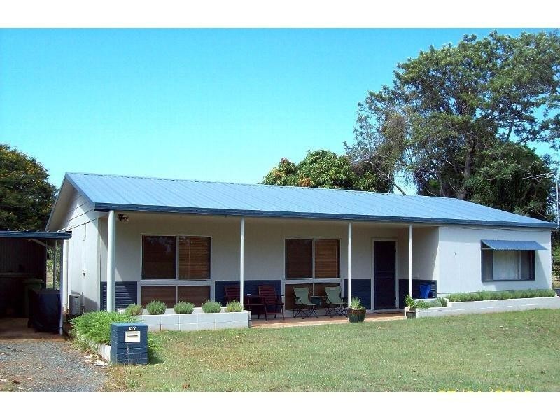 30 Curlew Street, Macleay Island QLD 4184