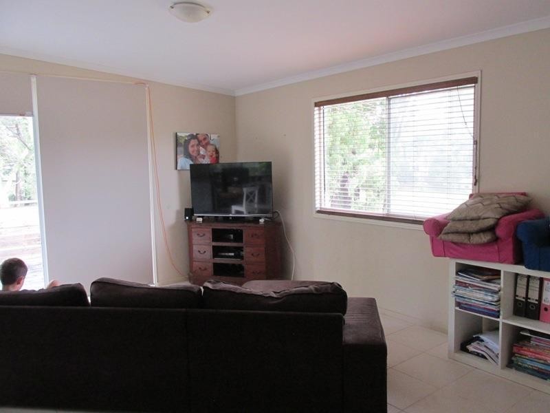 2 Citron Street, Macleay Island QLD 4184