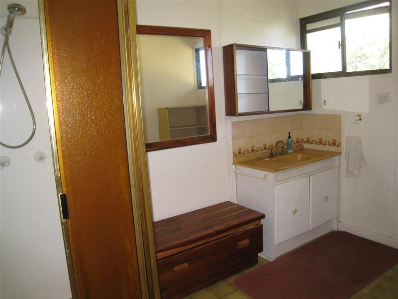 137 Beelong Street, Macleay Island QLD 4184