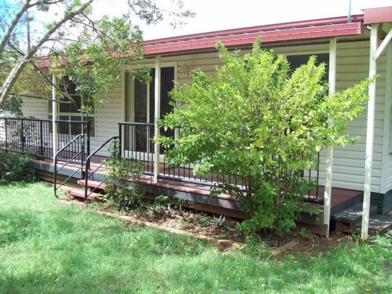 6 Lemontree Drive, Macleay Island QLD 4184