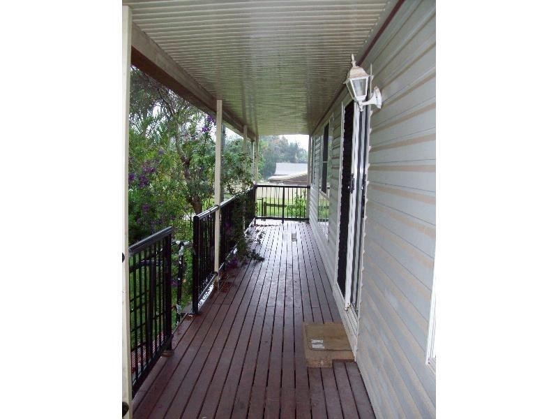 6 Lemontree Drive, Macleay Island QLD 4184