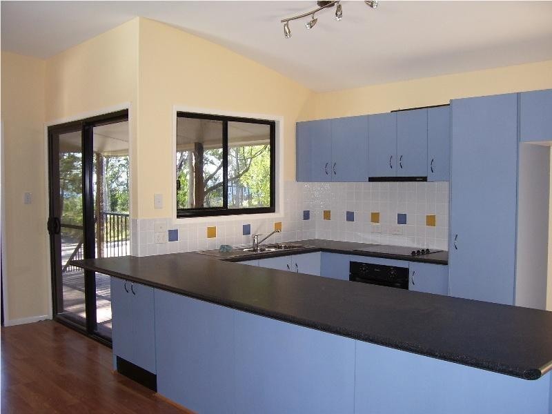 14 Brolga Street, Macleay Island QLD 4184