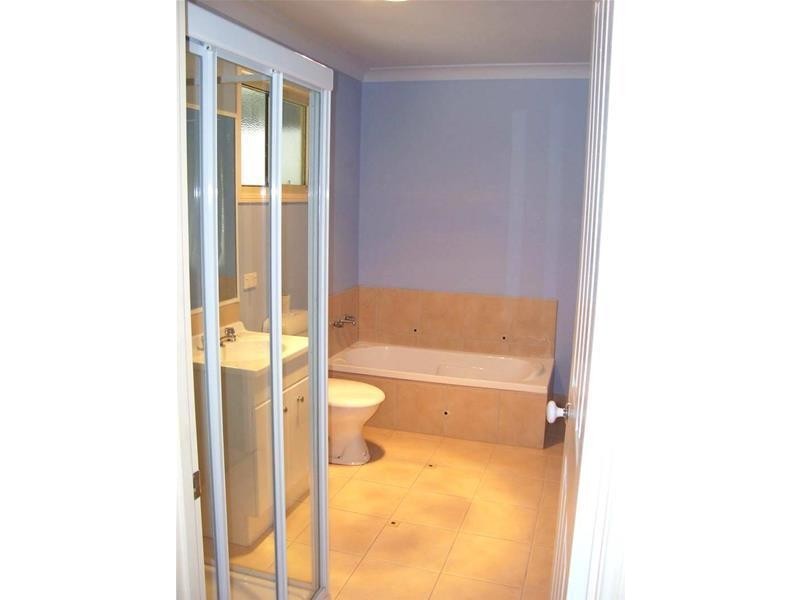 15 Wirralee Street, Macleay Island QLD 4184