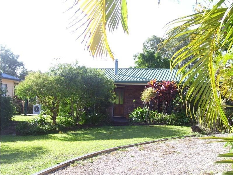 5 Eastbourne Terrace, Macleay Island QLD 4184