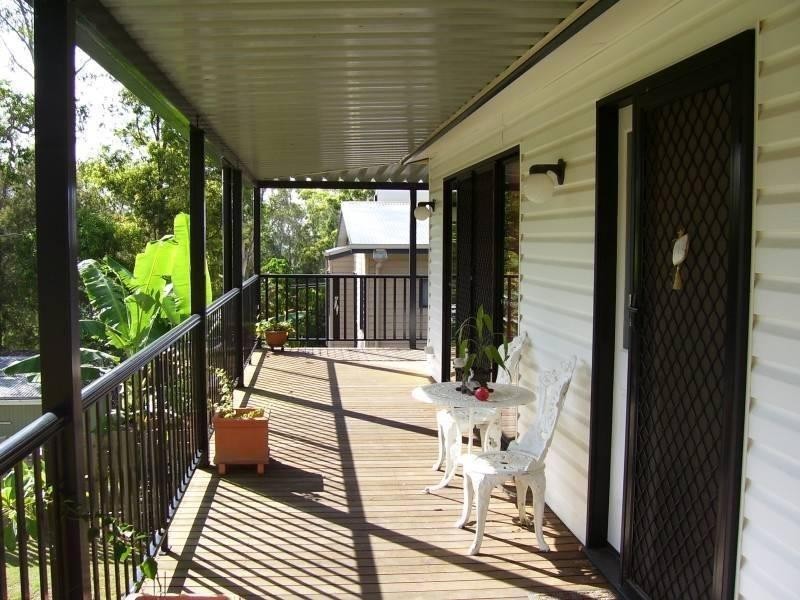 11 Cross Street, Macleay Island QLD 4184