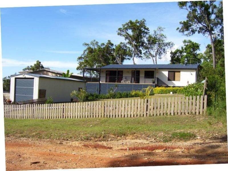 11 Cross Street, Macleay Island QLD 4184