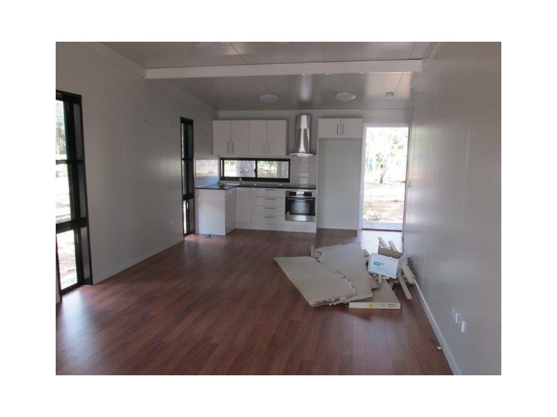 19 Pecan Street, Macleay Island QLD 4184