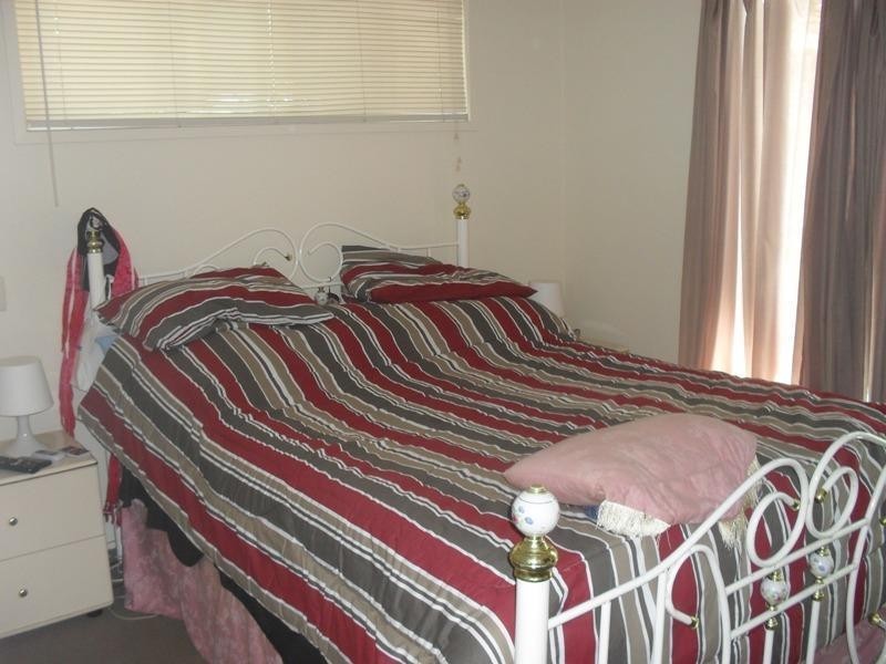 33 Scarborough Terrace, Macleay Island QLD 4184