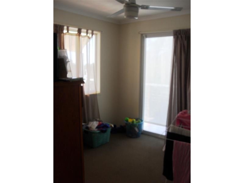 33 Scarborough Terrace, Macleay Island QLD 4184