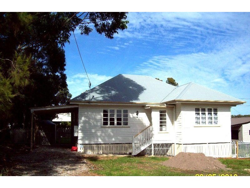4 Duncan Street, Macleay Island QLD 4184