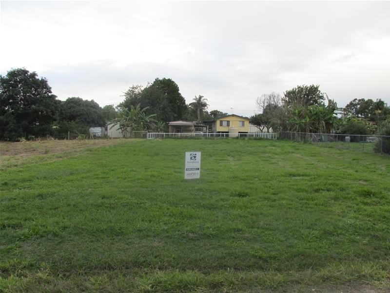 10 Michiko Street, Macleay Island QLD 4184